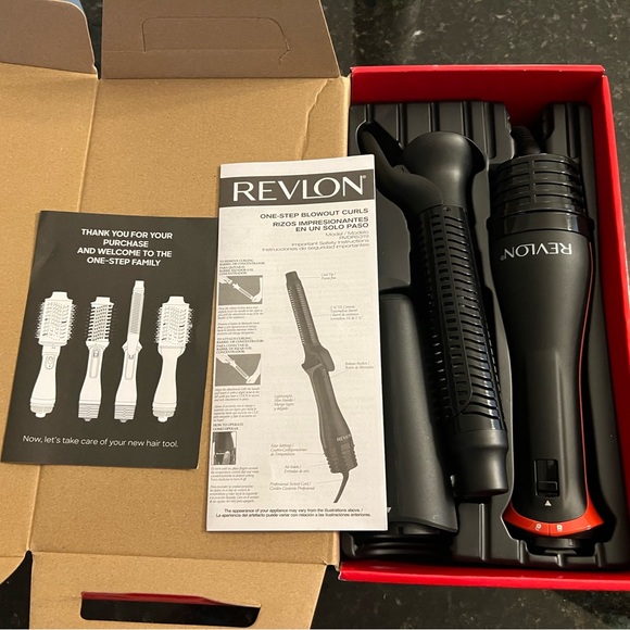 NIB Revlon One-Step Blowout Curls - Picture 9 of 9